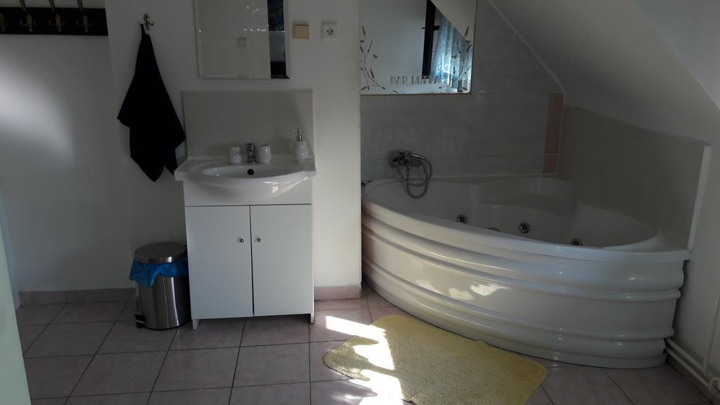 Motel Kotva Ivanka pri Dunaji Exterior foto