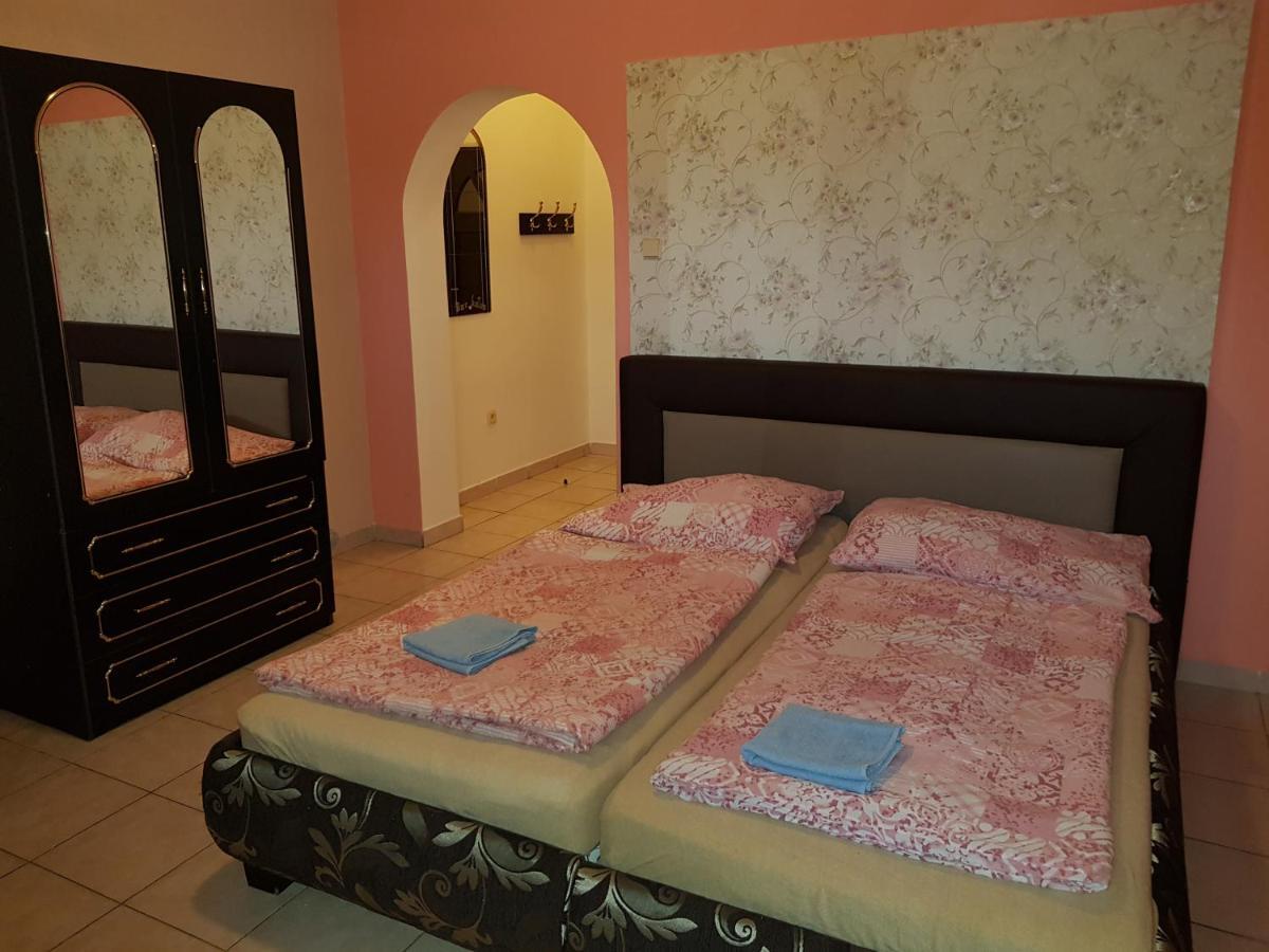 Motel Kotva Ivanka pri Dunaji Exterior foto